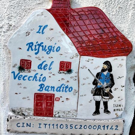 Il Rifugio Del Vecchio Bandito อีเกลเซียส ภายนอก รูปภาพ